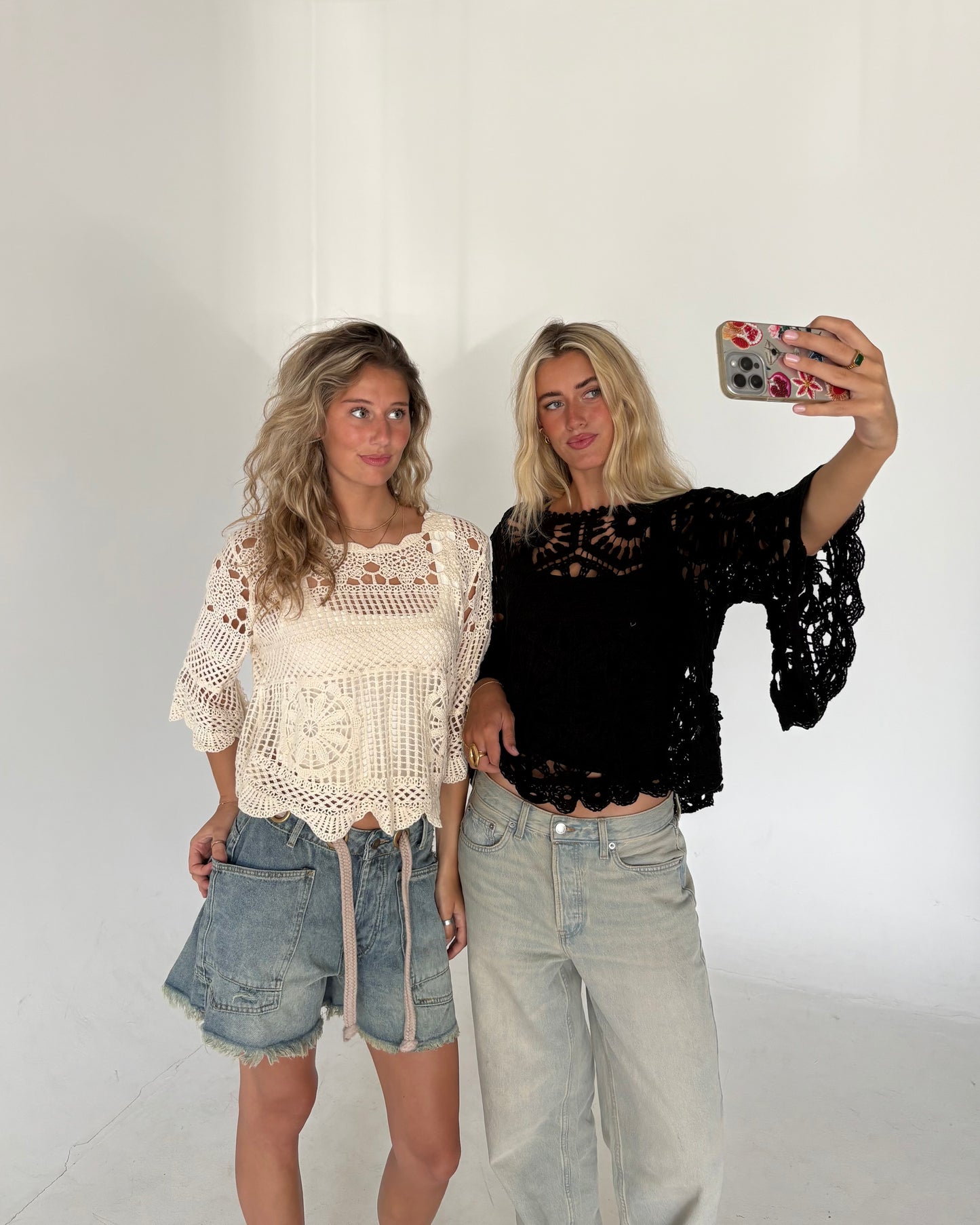 IRIS CROCHET TOP