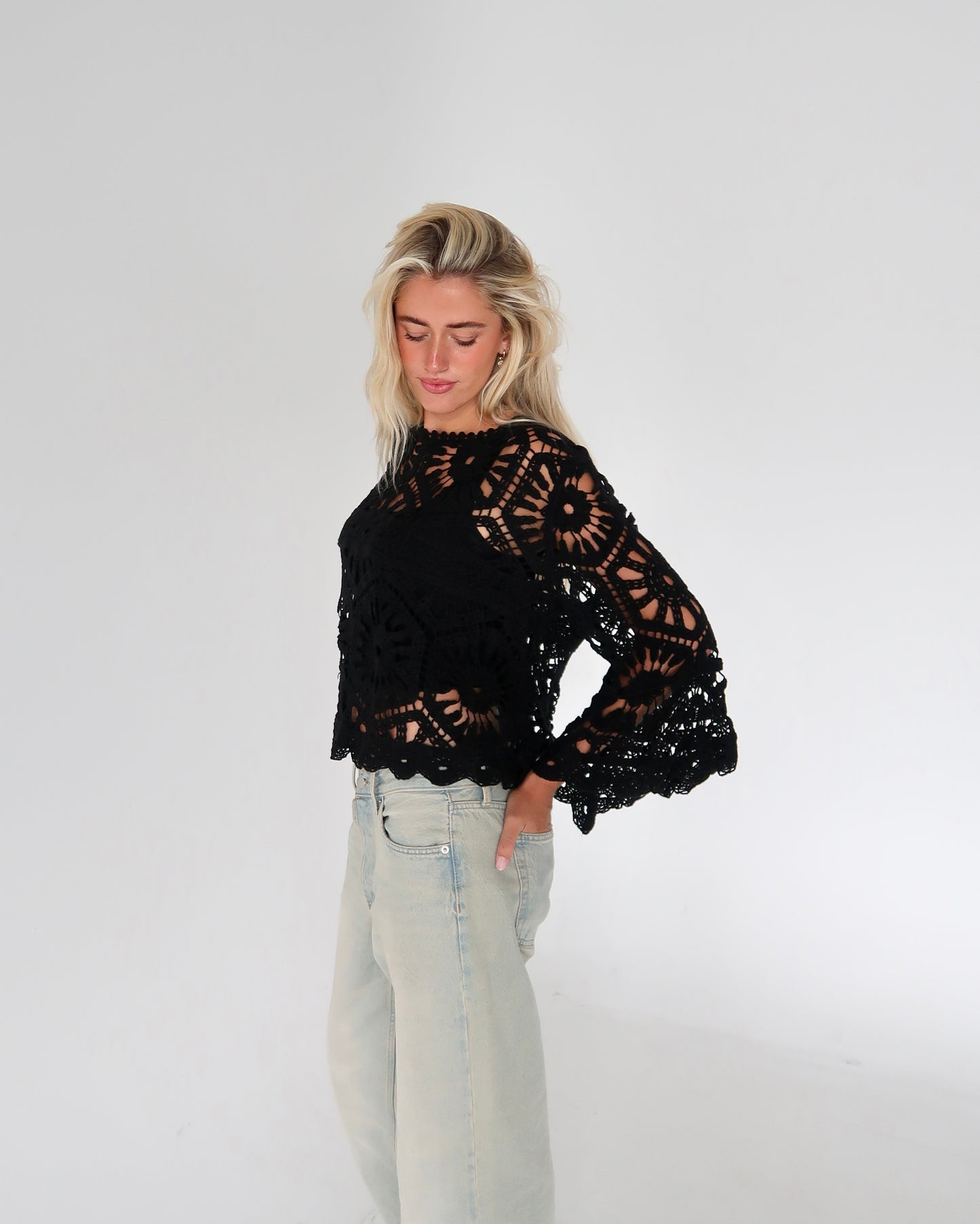 MAEVE CROCHET TOP